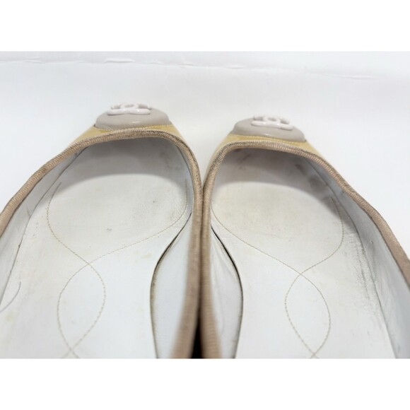 Chanel Ballet Flats Yellow Patent Leather w/ Large CC Logo Y2K Sz EU 34.5 4.5 - Picture 9 of 16